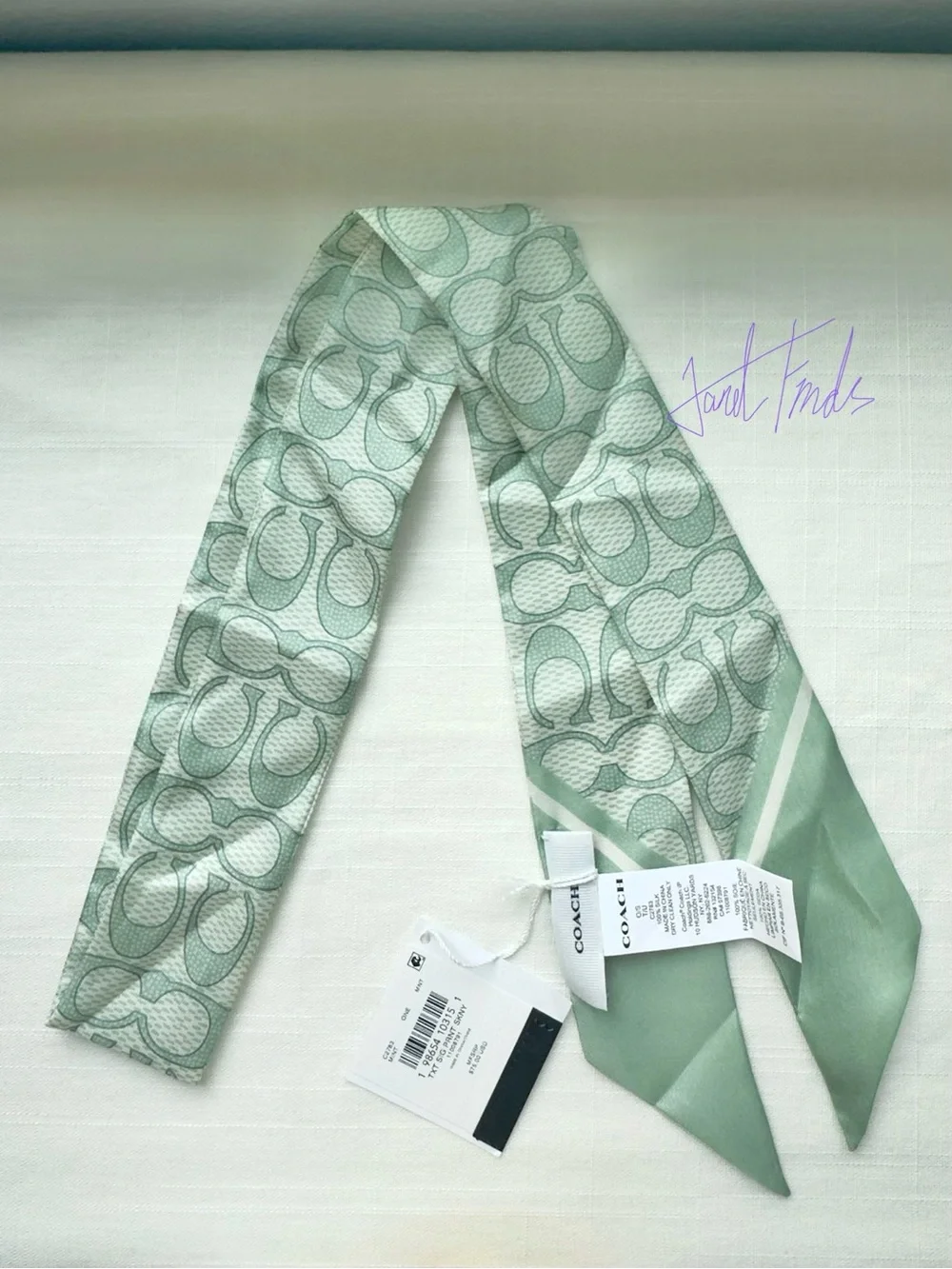 NWT 🍵 COACH Mint Textured Signature Logo Silk Scarf